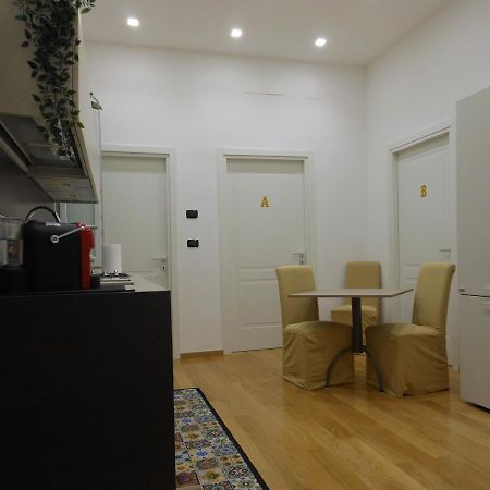 New Rooms Center Bari Exterior foto