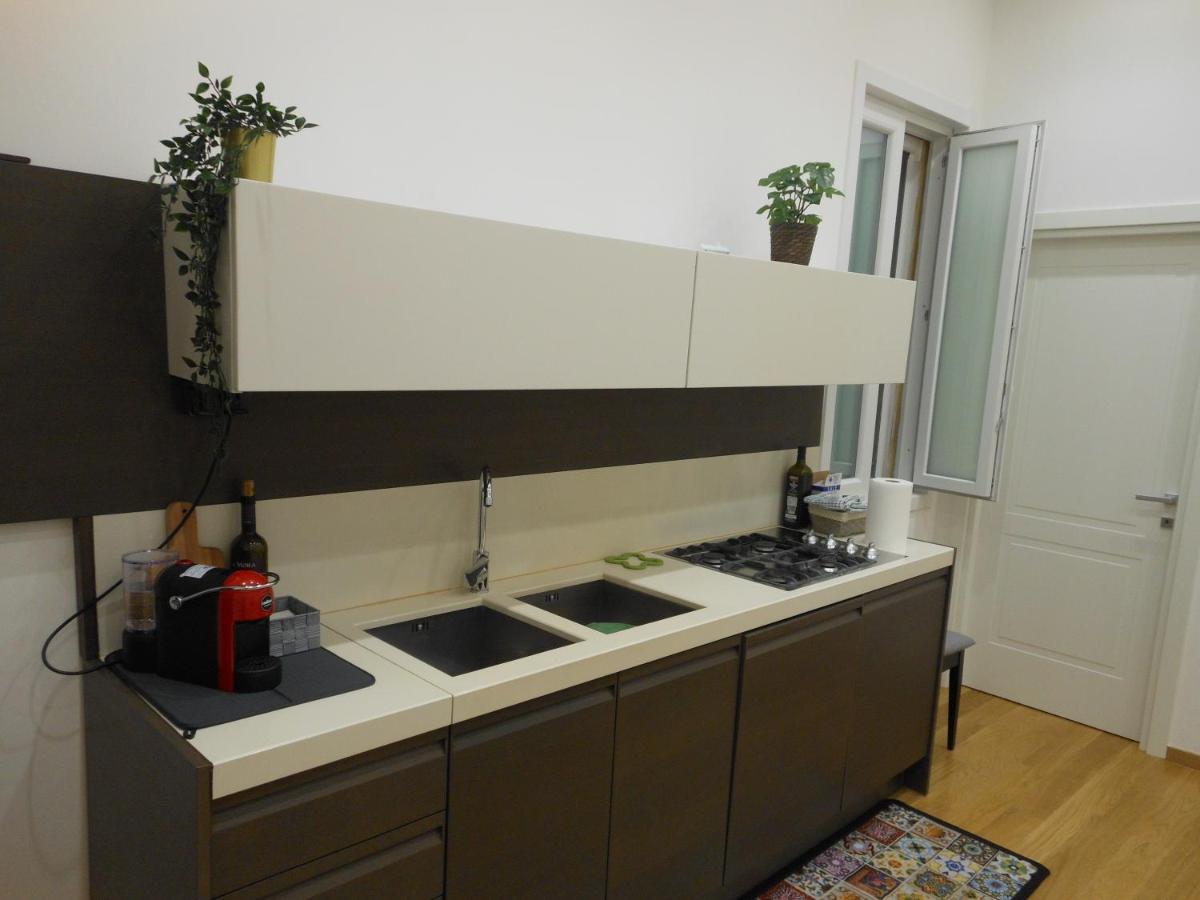 New Rooms Center Bari Exterior foto