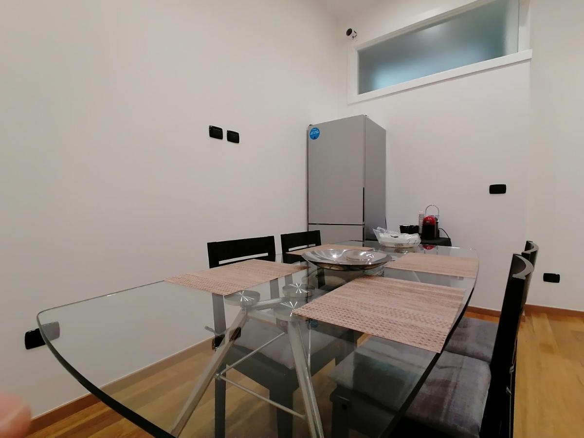 New Rooms Center Bari Exterior foto