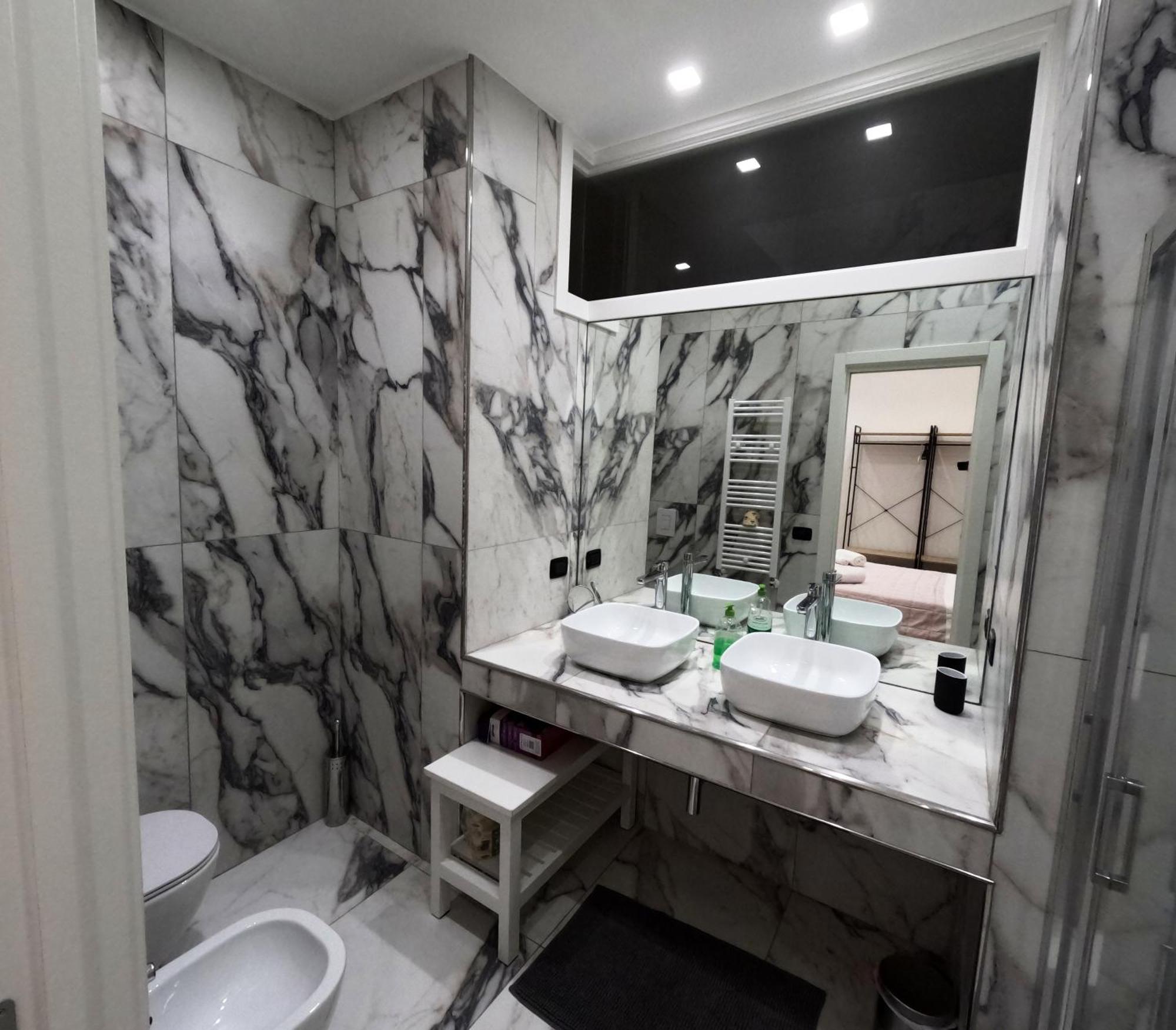 New Rooms Center Bari Exterior foto